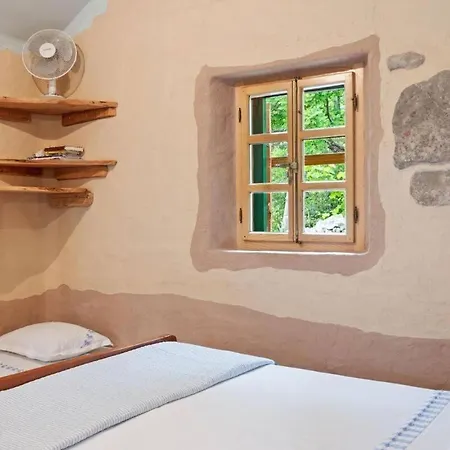 Traditional Dalmatian Lavander & Sage Hotel